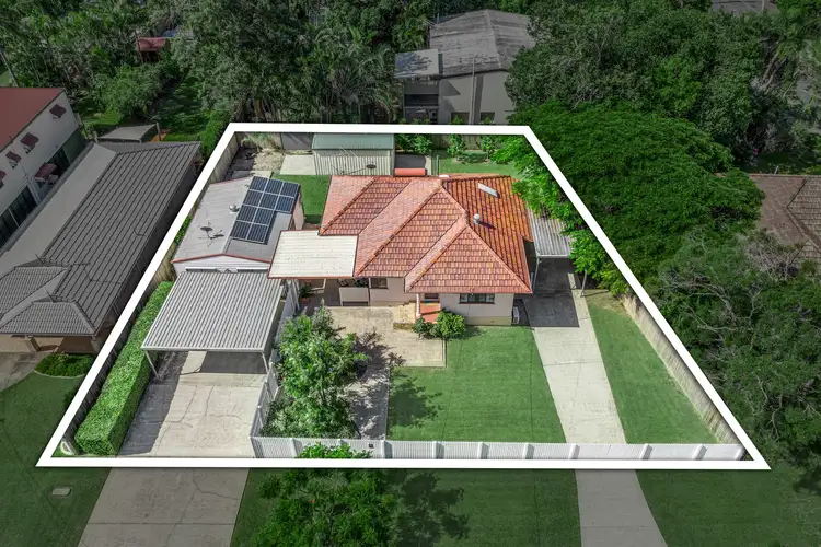 9 McCurley Street, Wynnum West QLD 4178