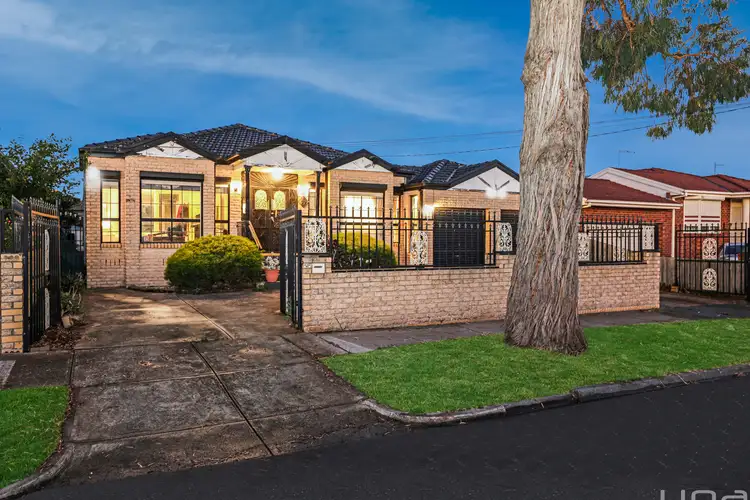 Second view of Homely house listing, 39 Rosedale Crescent, Dallas VIC 3047