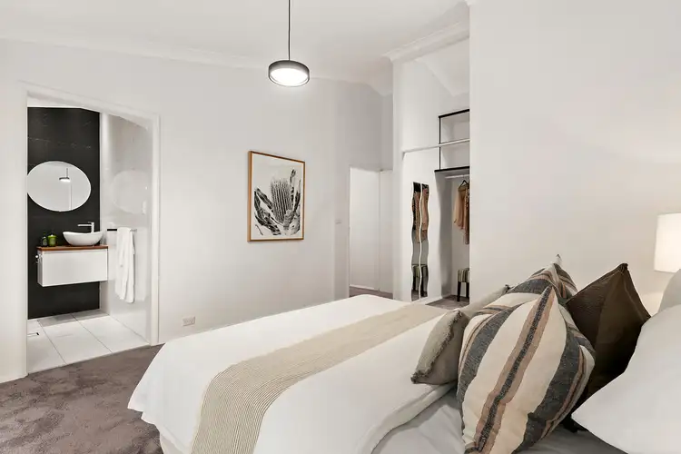 Sixth view of Homely house listing, 2 Culmara Place, Engadine NSW 2233