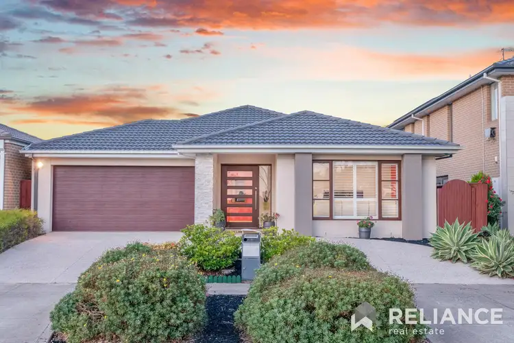 8 Nest Place, Point Cook VIC 3030