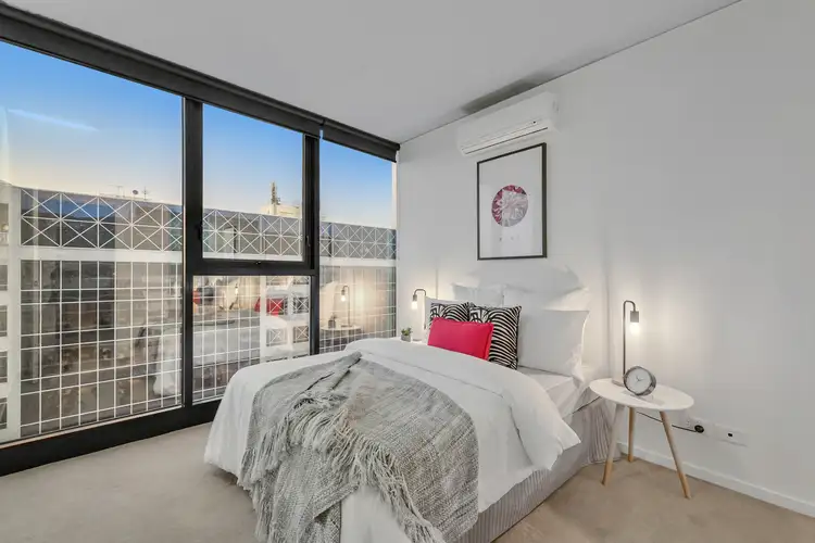 Fifth view of Homely apartment listing, 1410/568 St Kilda Road, Melbourne VIC 3004