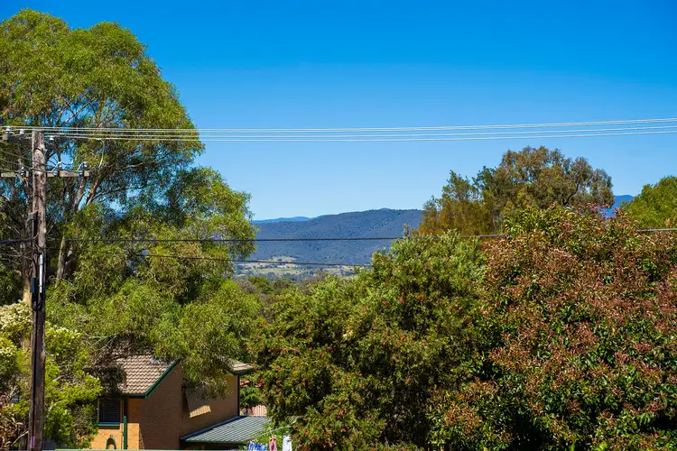 11 Holden Crescent, Wanniassa ACT 2903