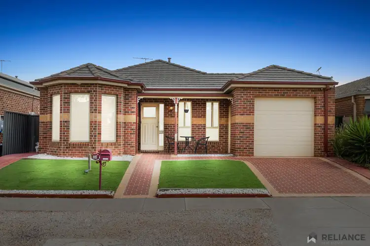 24 Silver Gum Street, Manor Lakes VIC 3024