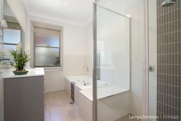 Sixth view of Homely unit listing, 1/178 Marsh Street, Armidale NSW 2350