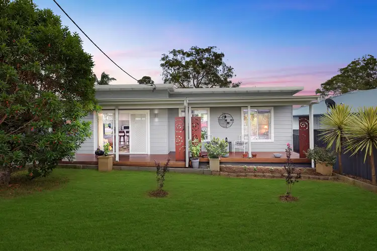 29 Dale Avenue, Chain Valley Bay NSW 2259