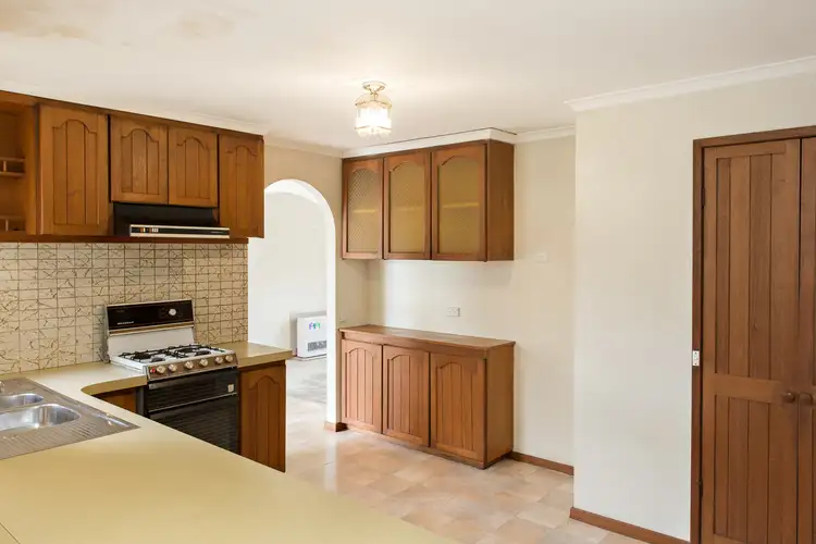 Second view of Homely house listing, 10 Marie Crescent, Wendouree VIC 3355