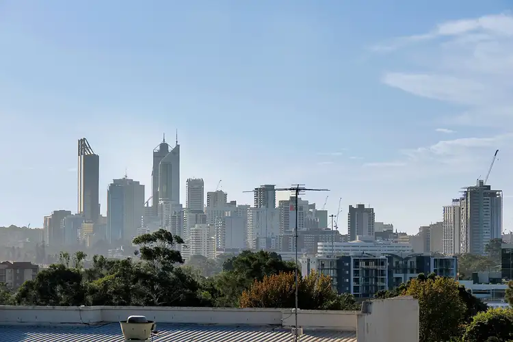 10/11 King George Street, Victoria Park WA 6100