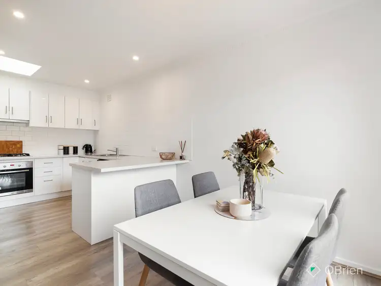 Sixth view of Homely townhouse listing, 2/34 Herald Street, Cheltenham VIC 3192
