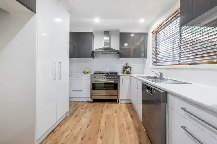 Sixth view of Homely house listing, 11 Haswell Place, Chifley ACT 2606