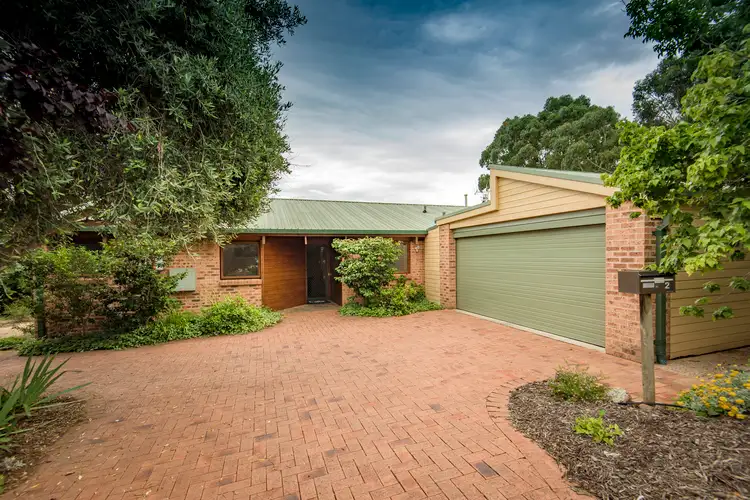 Second view of Homely house listing, 2 Riddle Place, Gordon ACT 2906