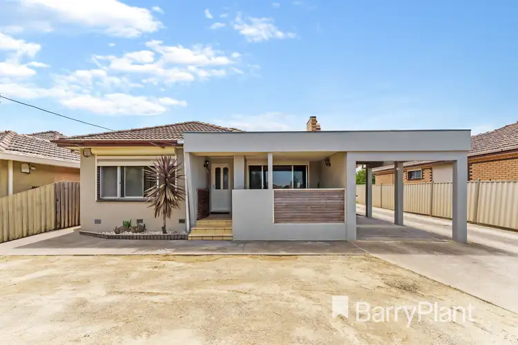 Main view of Homely unit listing, 1/31 Austin Street, St Albans VIC 3021