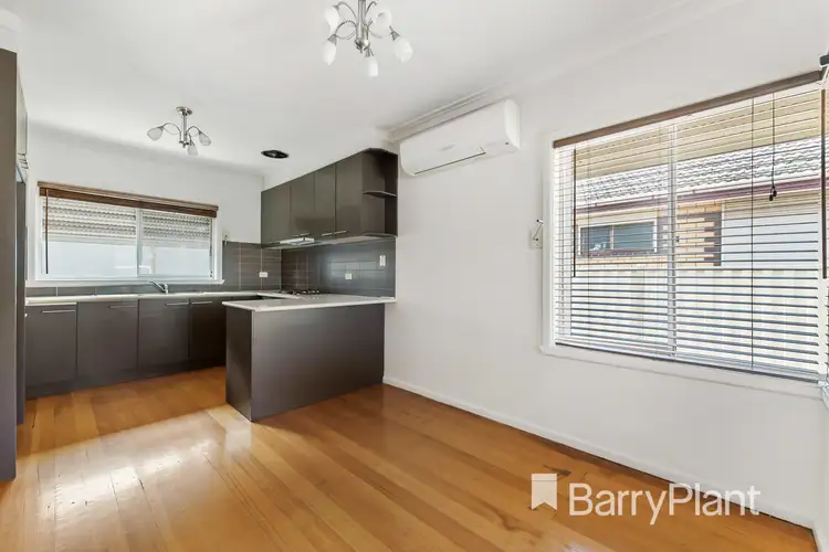 Fifth view of Homely unit listing, 1/31 Austin Street, St Albans VIC 3021