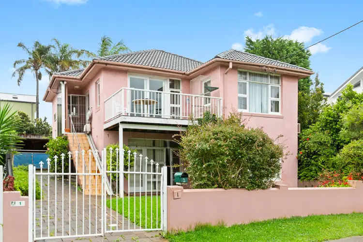 1 Kooloora Avenue, Freshwater NSW 2096