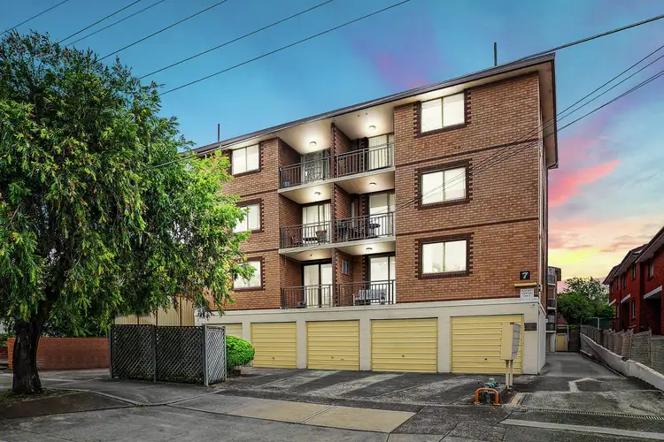 10/7 Myers Street, Roselands NSW 2196