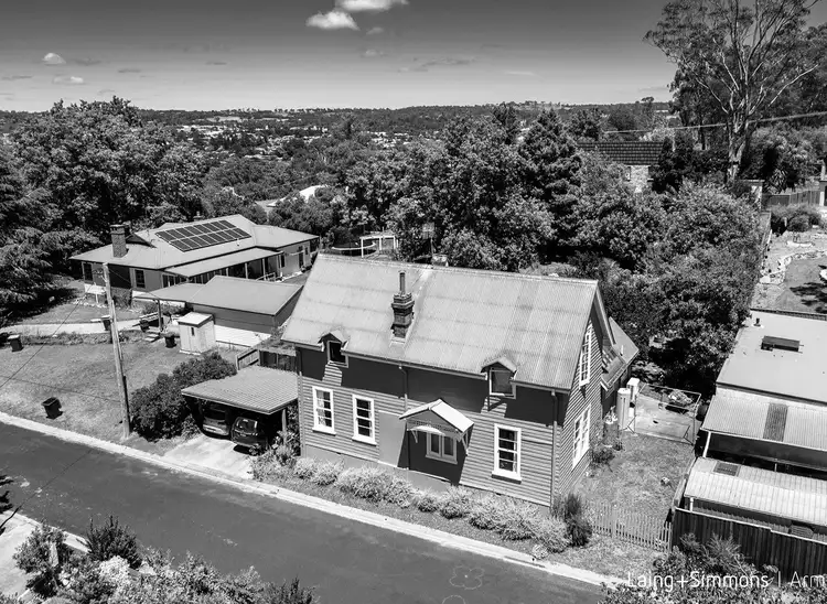 20 Laurence Avenue, Armidale NSW 2350