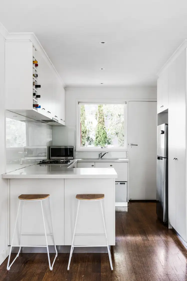 Fifth view of Homely apartment listing, 2/7 Lyndhurst Crescent, Hawthorn VIC 3122