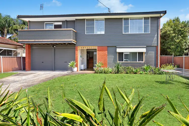 63 Robin Crescent, Woy Woy NSW 2256
