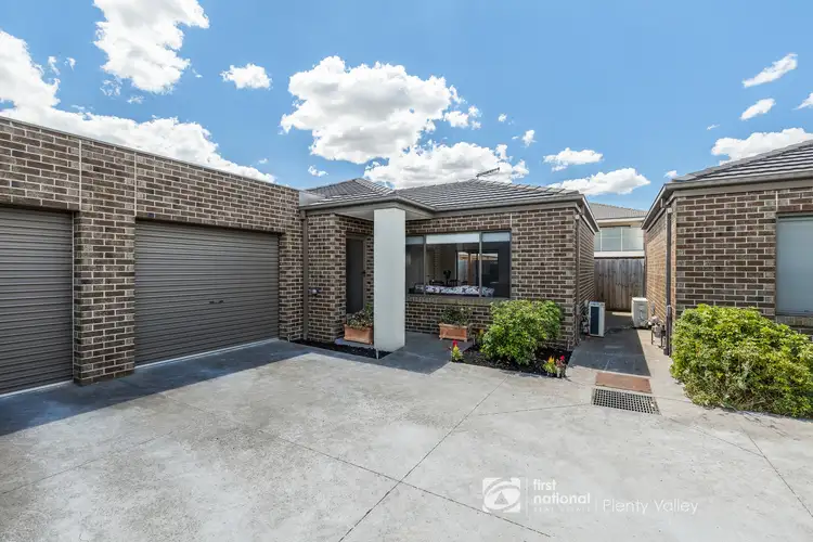 2/59 Craigmoor Crescent, Mernda VIC 3754