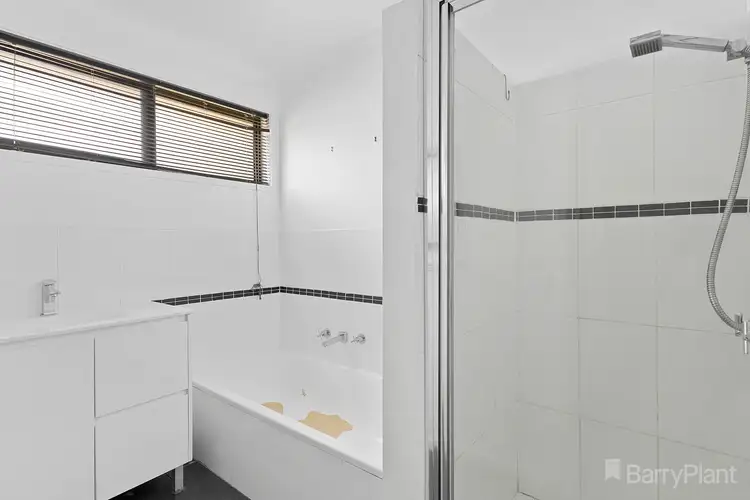 Fifth view of Homely house listing, 8 Elm Street, Eaglehawk VIC 3556