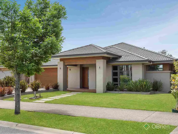 13 Verdant Avenue, Sandhurst VIC 3977