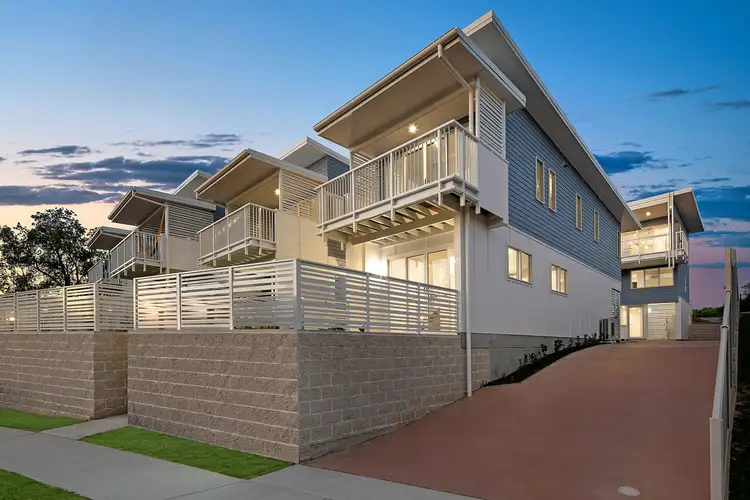 3/44 Boronia Street