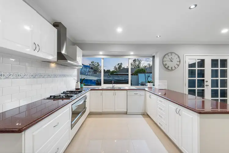 Fourth view of Homely house listing, 2 Dryburgh Place, Hillside VIC 3037