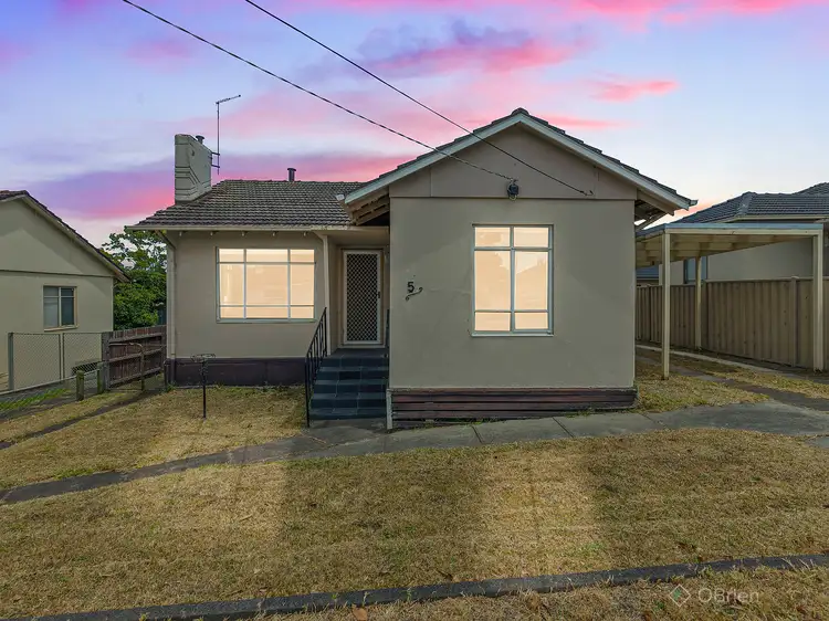 5 Tristania Street, Doveton VIC 3177