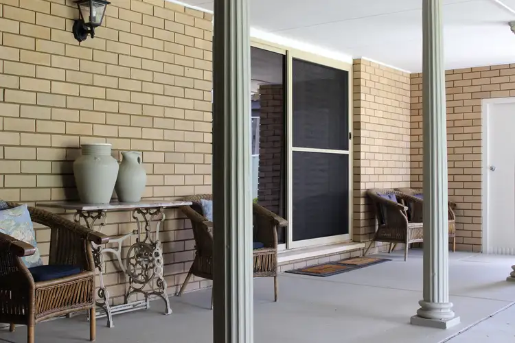 17 Ruth White Avenue