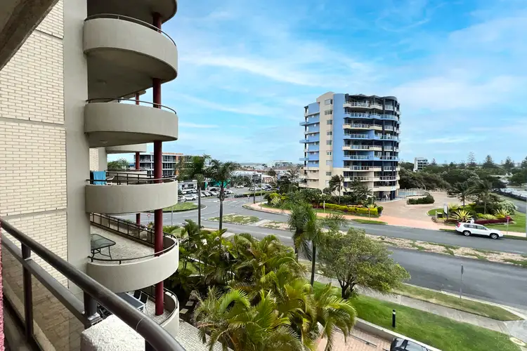 Fifth view of Homely unit listing, 303/1 Head Street, Forster NSW 2428