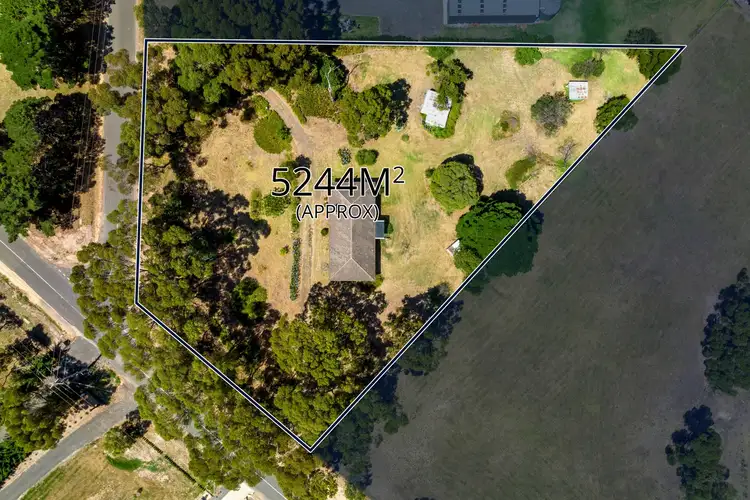 10 Sambell Road, Sunbury VIC 3429