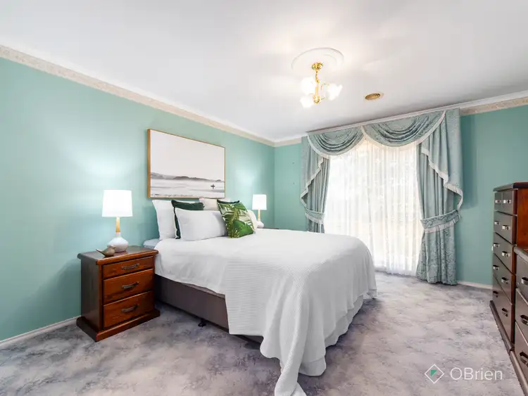 Sixth view of Homely house listing, 15 Deanswood Way, Narre Warren VIC 3805