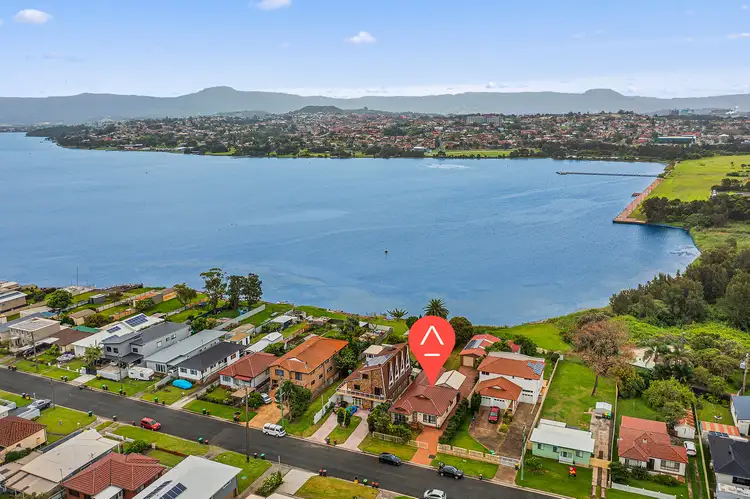 12 Lakeview Parade, Primbee NSW 2502