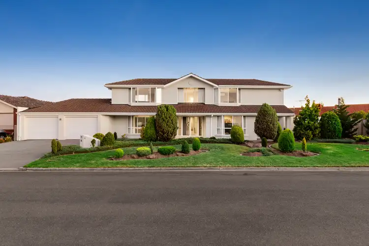 6 Aquanita Crescent, Keilor Downs VIC 3038