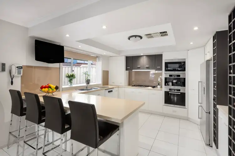 Fifth view of Homely house listing, 6 Aquanita Crescent, Keilor Downs VIC 3038