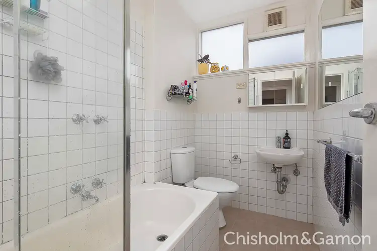 Fifth view of Homely apartment listing, 8/58 Byron Street, Elwood VIC 3184