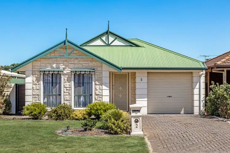 2 Holmeswood Court, Para Hills West SA 5096