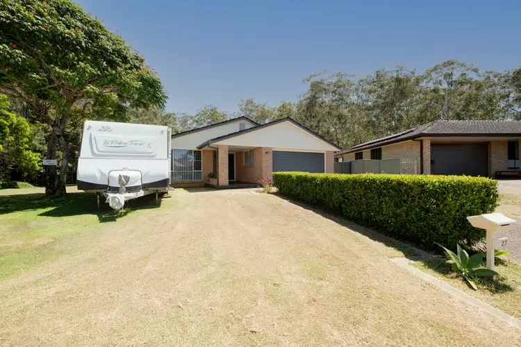 27 Rennie Crescent, Tuncurry NSW 2428