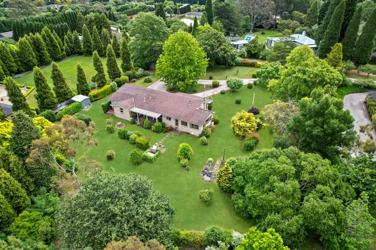 Second view of Homely house listing, 35 Sunninghill Avenue, Burradoo NSW 2576