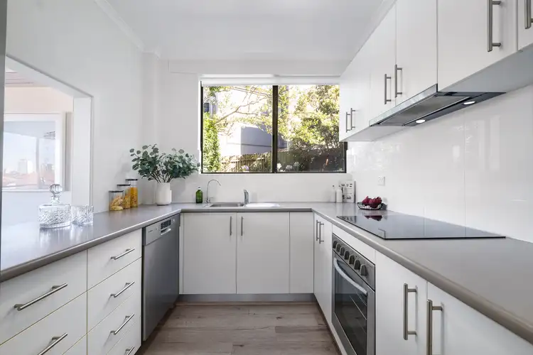 Fifth view of Homely apartment listing, 2/8-10 Montpelier Street, Neutral Bay NSW 2089