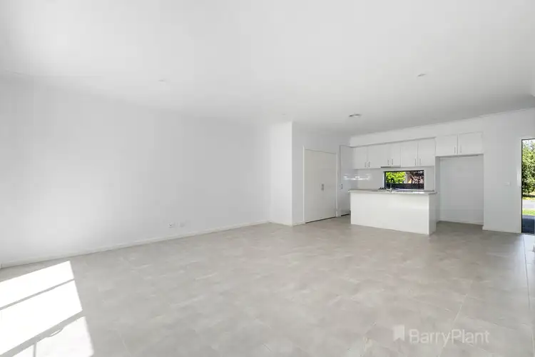 Fourth view of Homely house listing, 8 Slattery Place, Pakenham VIC 3810