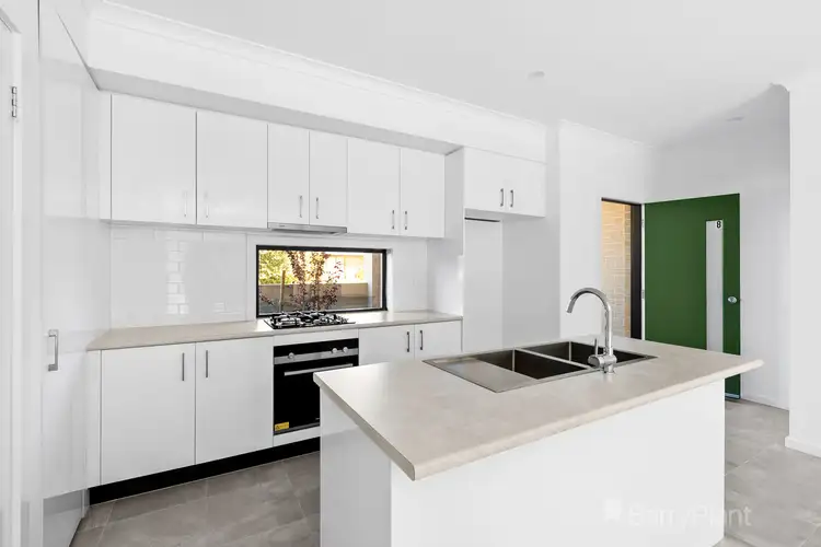 Sixth view of Homely house listing, 8 Slattery Place, Pakenham VIC 3810