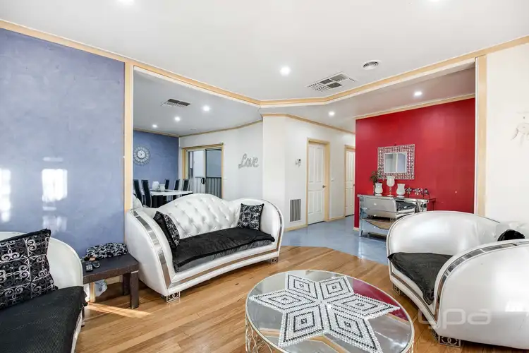 Sixth view of Homely house listing, 21 Columbia Circuit, Broadmeadows VIC 3047
