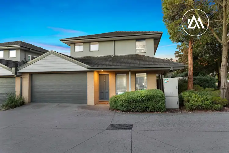 Main view of Homely townhouse listing, 2/3 Warrenwood Place, Langwarrin VIC 3910