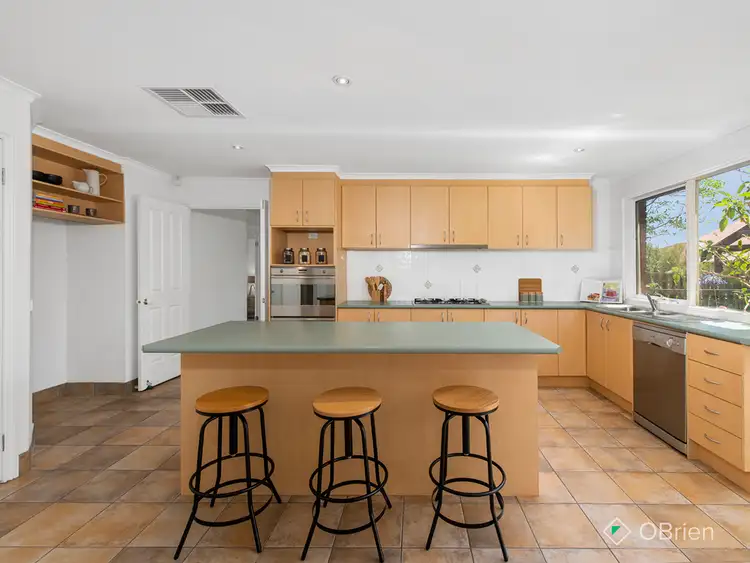 Fourth view of Homely house listing, 9 Candwindara Court, Langwarrin VIC 3910