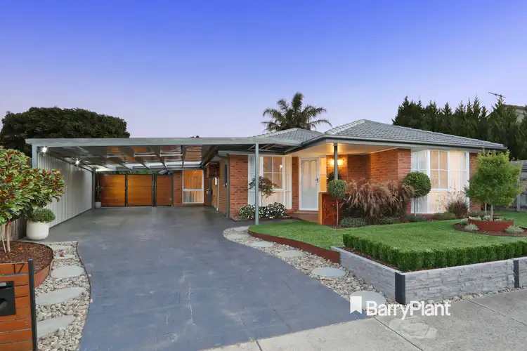 17 Fowler Road, Rowville VIC 3178