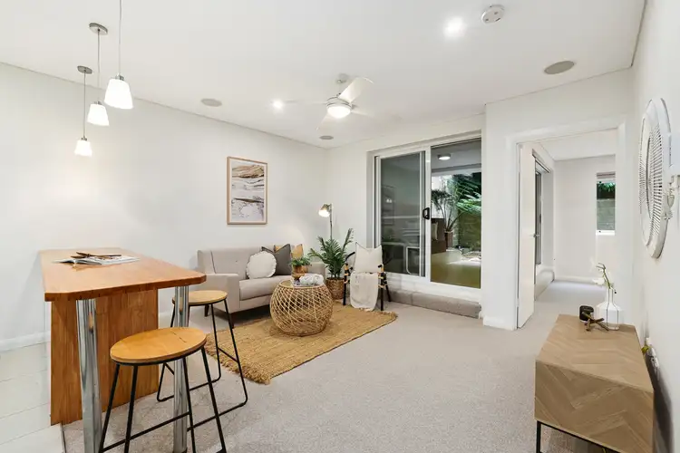 3/7-9 Shackel Avenue, Brookvale NSW 2100