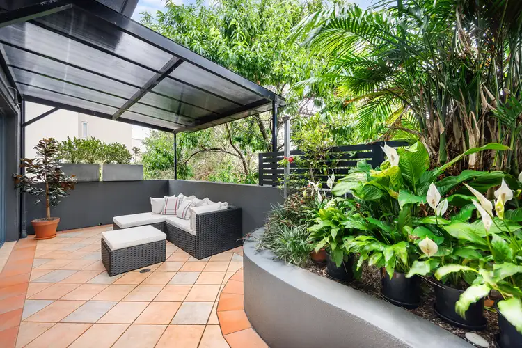 Main view of Homely unit listing, 2/1 Seaview Avenue, Newport NSW 2106