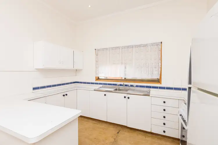 Fifth view of Homely house listing, 129 Jacaranda Street, Red Cliffs VIC 3496