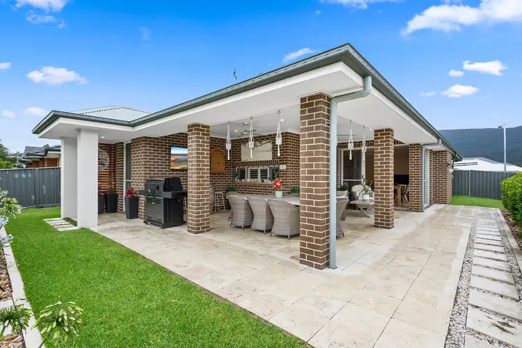 5 Alkira Circuit, Horsley NSW 2530