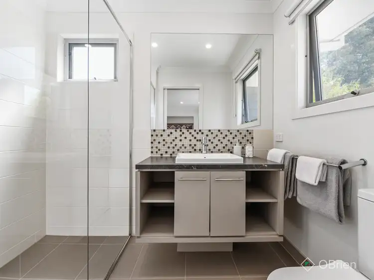 Fifth view of Homely townhouse listing, 28/2 Sanoma Drive, Skye VIC 3977
